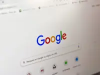 Google Detalha Uso de Cookies e Dados: Suas Escolhas de Privacidade e o Impacto na Educação