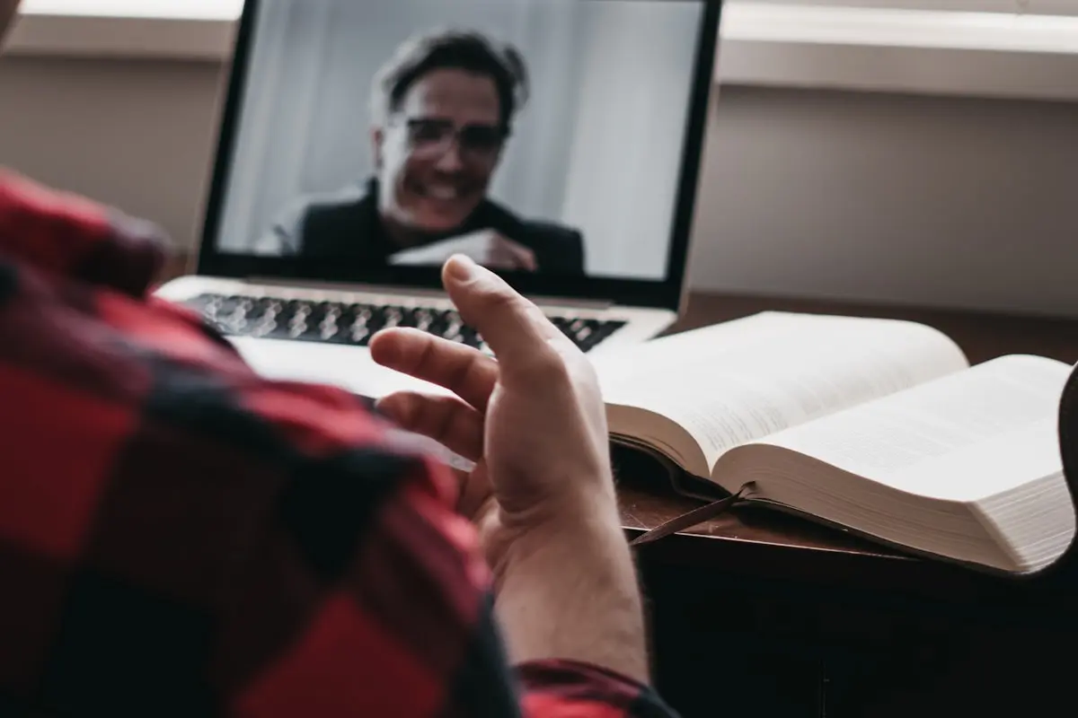 Cursos online e capacitação profissional | Curso EAR | Cursos Online para ENEM, Concursos e PROFMAT Cursos online e capacitação profissional